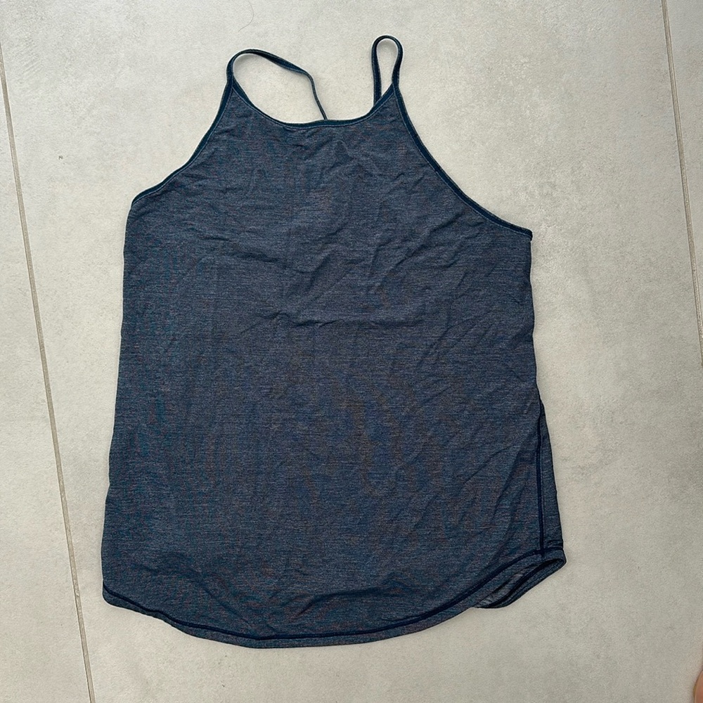 Lulu Lemon like new blue work out top